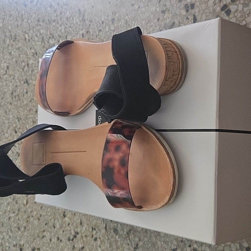 Dolce Vita Black and Brown Sandals